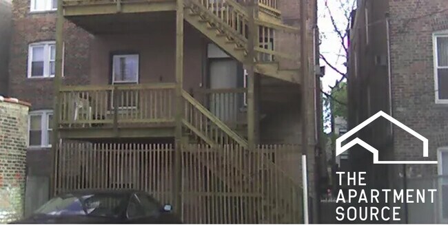 Building Photo - 2140 W Crystal St