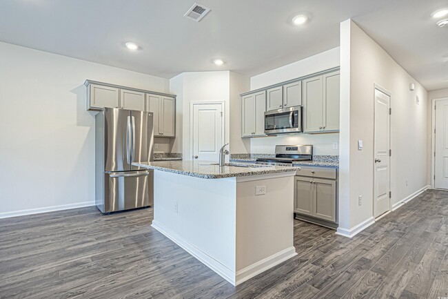 Building Photo - 3520 Bells Lk Cir