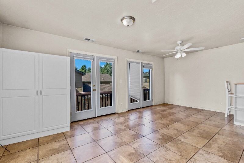 Building Photo - 1378 E Hatcher Dr