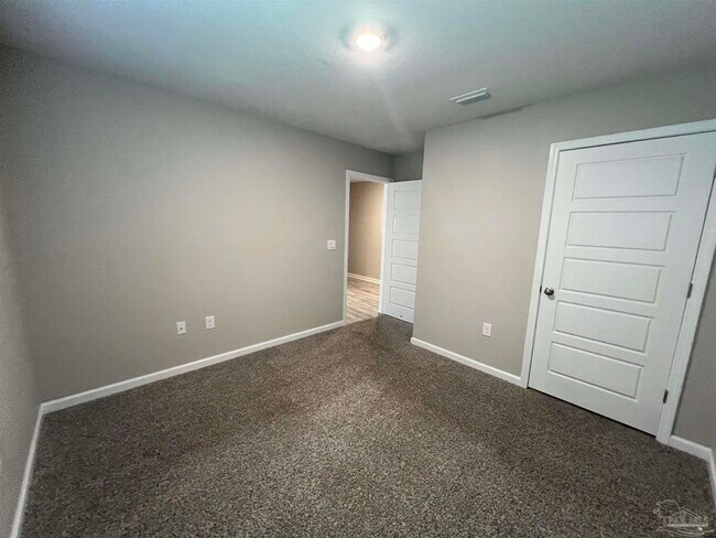 Building Photo - 6161 Native Dancer Wy
