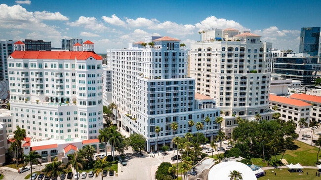 Building Photo - 255 Evernia St