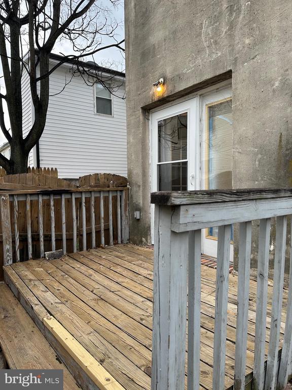 Building Photo - 1242 Forrest St