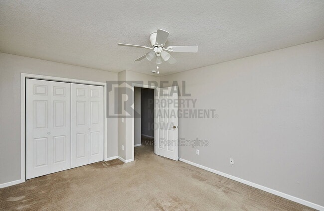 Building Photo - 2017 Vista View Dr