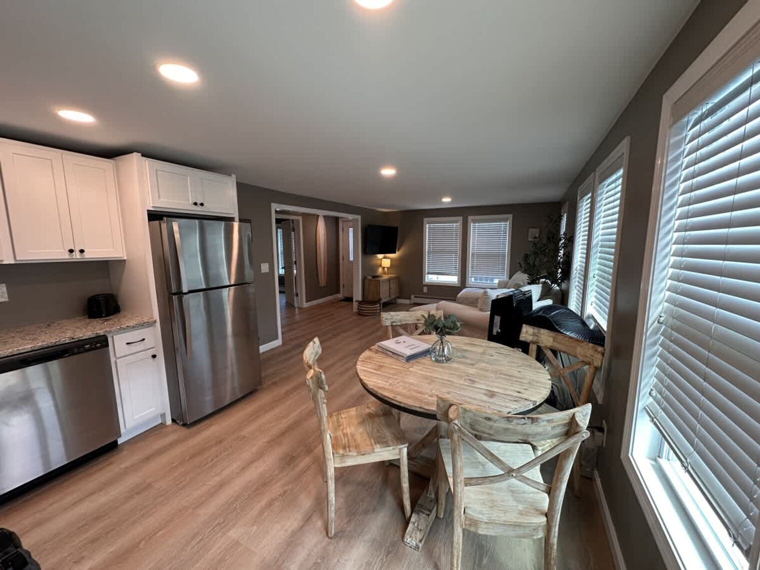 Building Photo - 301 Portsmouth Ave