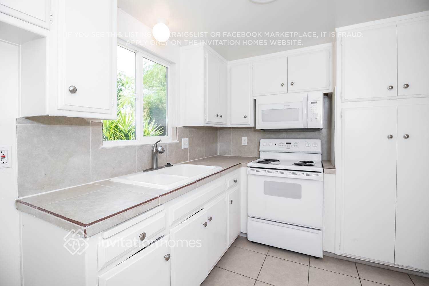 Building Photo - 7713 Samantha Way