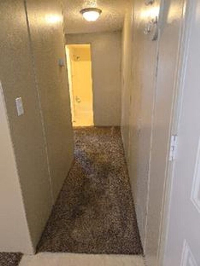 Building Photo - $300 Rent Credit if Lease Starts before 7/1/26! No Application Fees for the Month of June!
