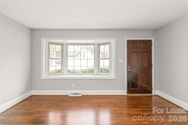 Building Photo - 4914 Kistler Ave