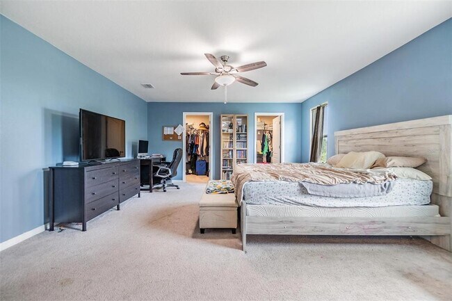 Building Photo - 2073 BRANDING IRON Way