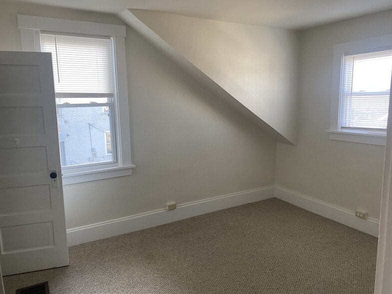 Building Photo - 310 Beaver St