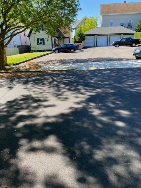 building view - 69 Fremont St