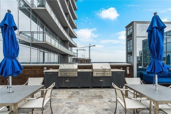Building Photo - 1065 Peachtree St NE
