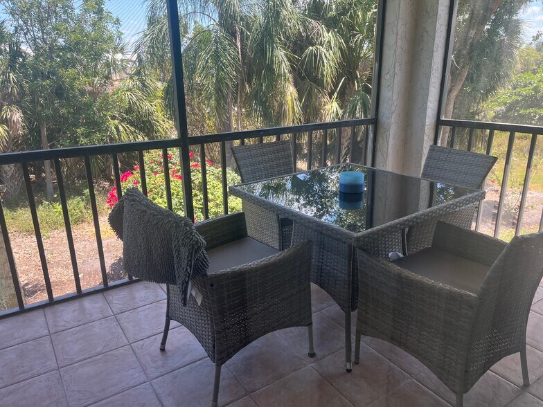 Building Photo - 15770 Windward Way Cir