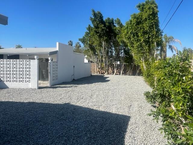 Building Photo - 2630 N Biskra Rd