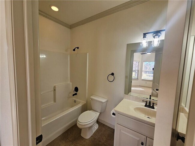 Building Photo - 2311 S Mont Blanc Ave