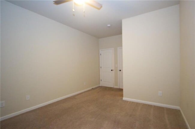 Building Photo - 793 Kaitlyn Dr