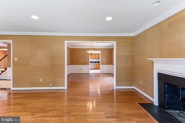 Building Photo - 7416 Royal Dominion Dr