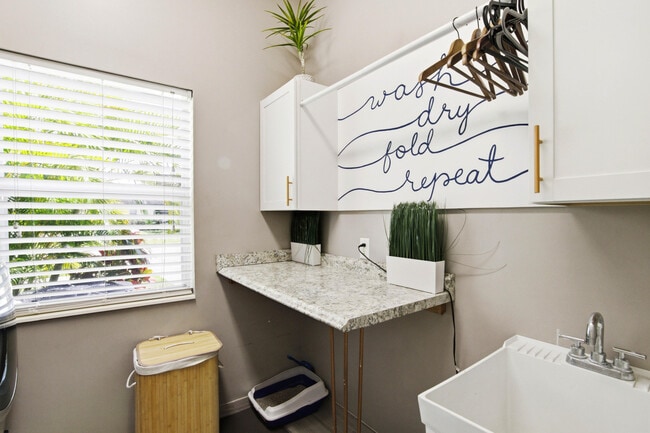 Building Photo - 101 Mill Pond Ln