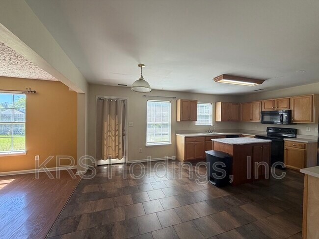Building Photo - 120 Kennet Dr
