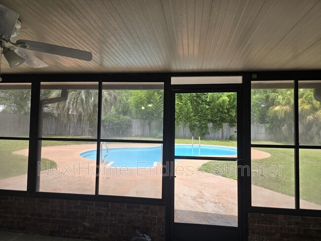 Building Photo - 2367 Stonebridge Dr