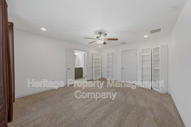 Building Photo - 9683 Shorebird Ln