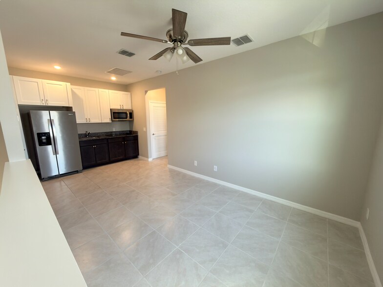 Building Photo - 780 Yukon Ln