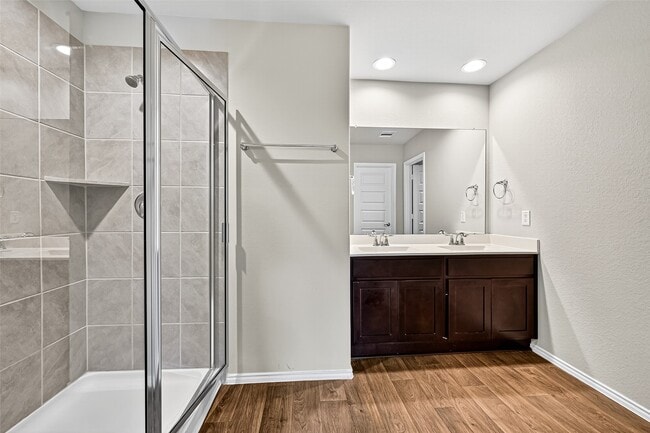 Building Photo - 1610 Bear Spring Dr
