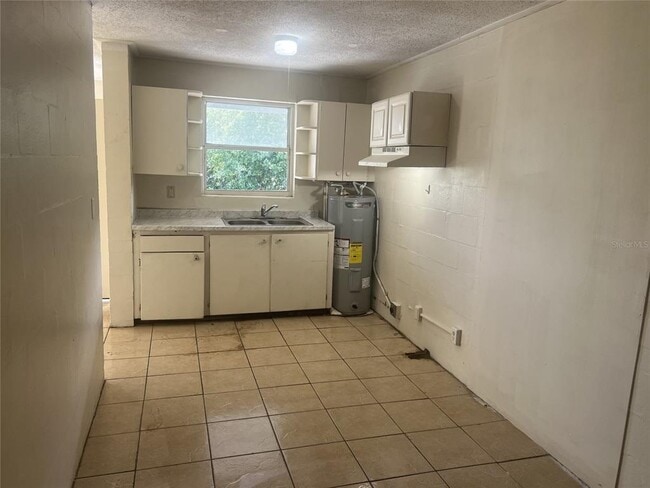 Primary Photo - 543 Division St