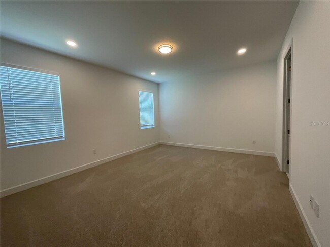 Building Photo - 3220 Canna Lily Pl