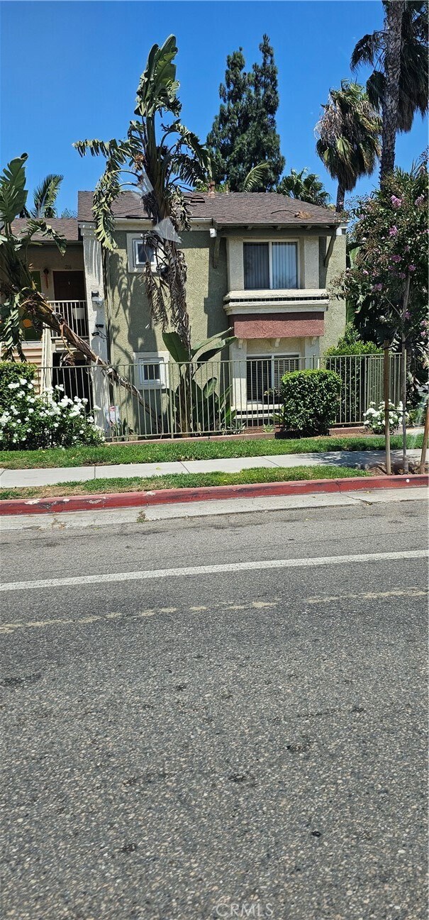 Building Photo - 1085 Circle City Dr