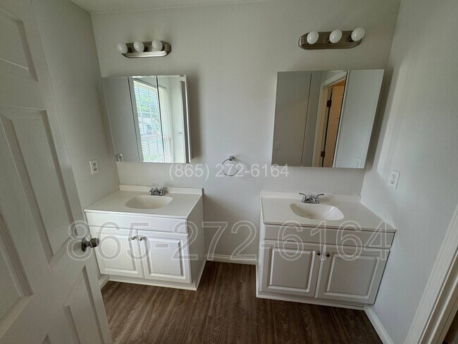Building Photo - 4807 Fennel Rd