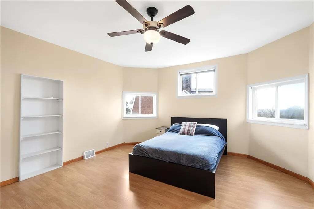 Building Photo - 310 Marsonia St