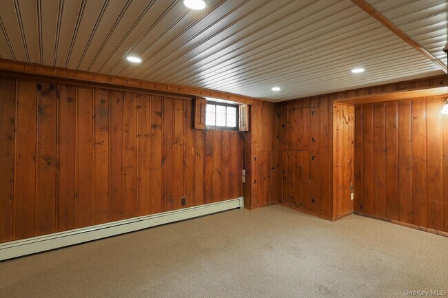 Building Photo - 59 Wood St