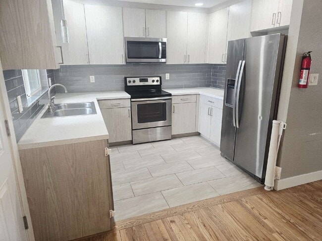 Building Photo - 57 Goret Dr
