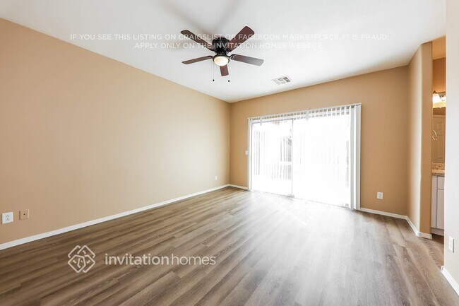 Building Photo - 7005 S 21st Dr