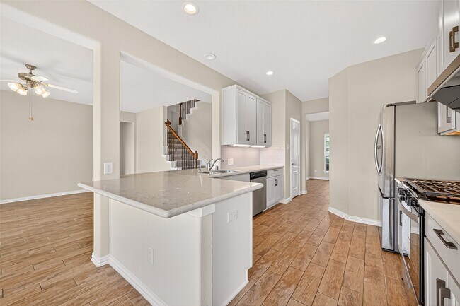 Building Photo - 9738 Willowmoor Lane