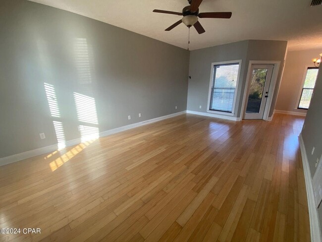 Building Photo - 2646 Avondale Ct