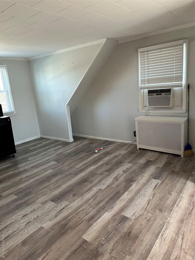 Building Photo - 626 Wool Ave