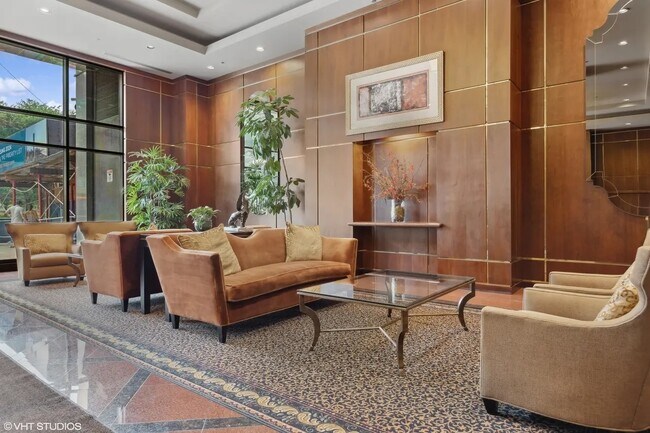 Building Photo - 910 S Michigan Ave