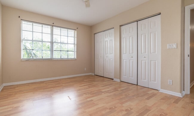 Building Photo - 122 SW 164th Terrace