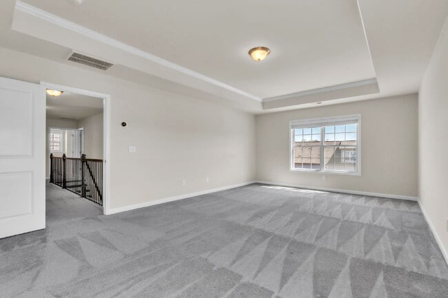 Building Photo - 4BR/3BA Luxury Home with Bonus Room, Screened Porch & Fenced Yard $2,600/mo rent