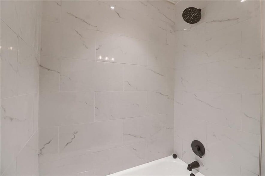 Building Photo - 776 Norwood Rd SE