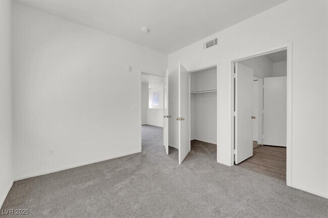 Building Photo - 9050 W Warm Springs Rd