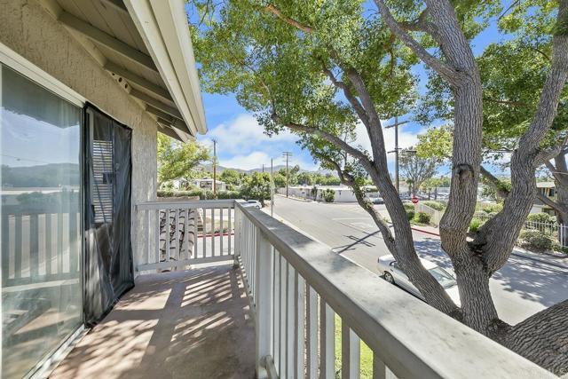 Building Photo - 1390 Palomar Pl