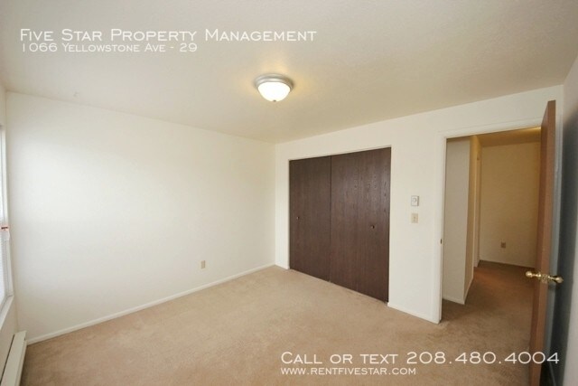 Building Photo - 1066 Yellowstone Ave