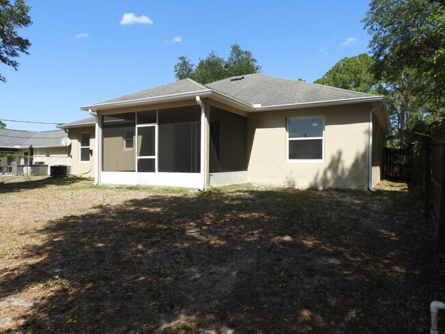 Building Photo - 3298 Slama Ave