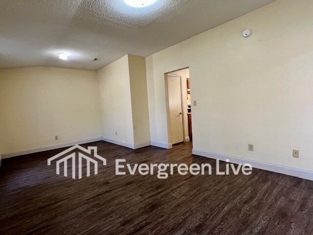 Building Photo - 111 Ayana Ct