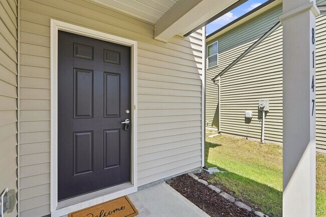 Building Photo - 8147 Feldwig Pl