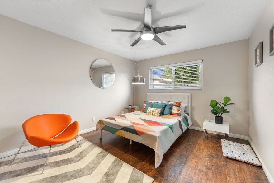 Primary Photo - Washington Place