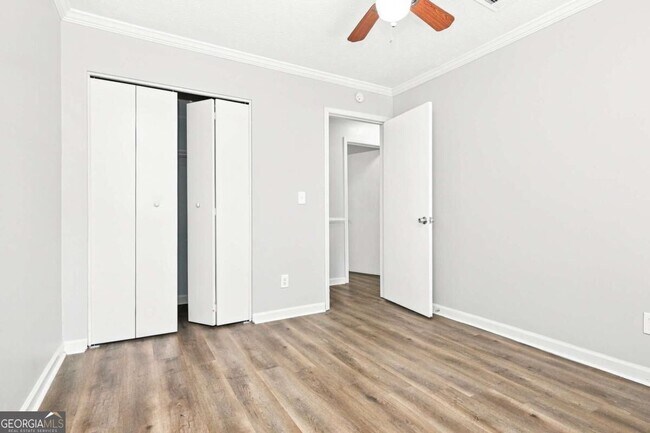 Building Photo - 5611 La Fleur Trail