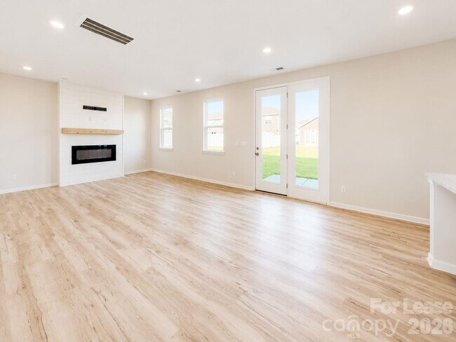 Building Photo - 5030 Markfield Ln